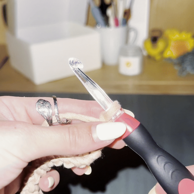 LED Light-Up Crochet Hook + 11 hook sizes